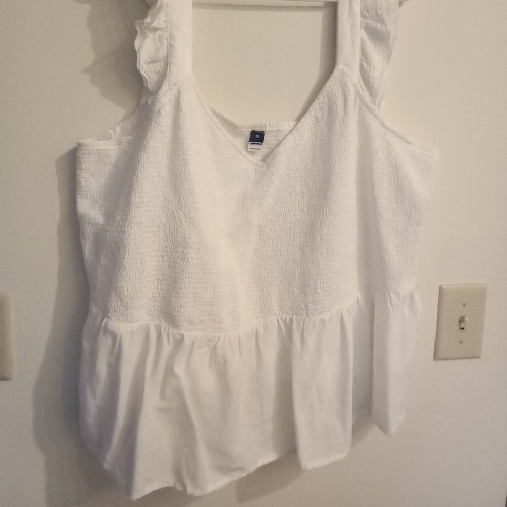 Old Navy Flutter Sleeve Top